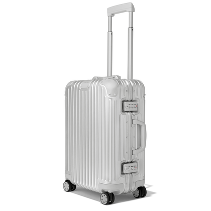 Luggage: Rimowa - Louis Vuitton - Gucci